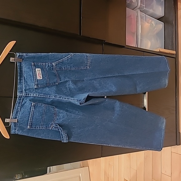 Jeans - Picture 2 of 15